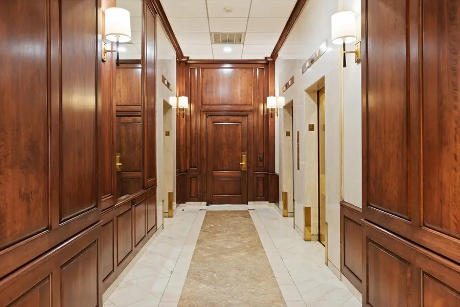 2 Hawthorne Place #5H, Boston, MA 02114 - Image #2