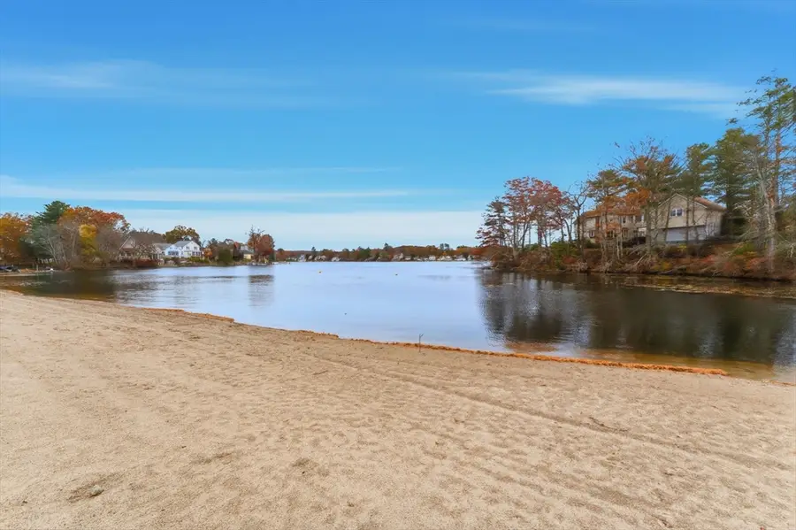 303 Treasure Island Rd #303, Webster, MA 01570 - Image #2