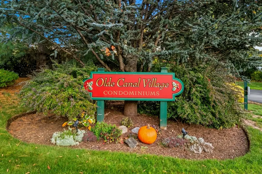 20 Nature View Dr #20, Uxbridge, MA 01569 - Image #2