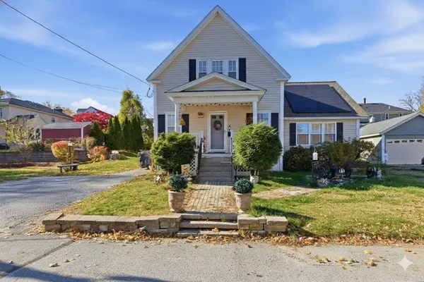 16 Wetherbee Ave, Lowell, MA 01852