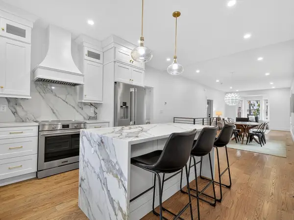 31 Houghton St #A, Somerville, MA 02143