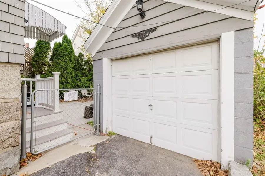 404 Bradford Ave, Fall River, MA 02721 - Image #3