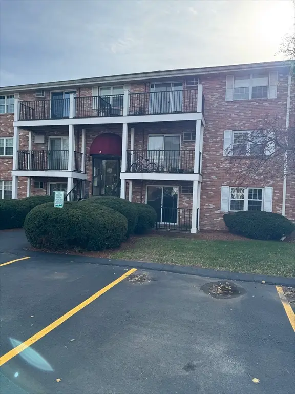 2 Karen Cir #2, Billerica, MA 01821 - Image #2