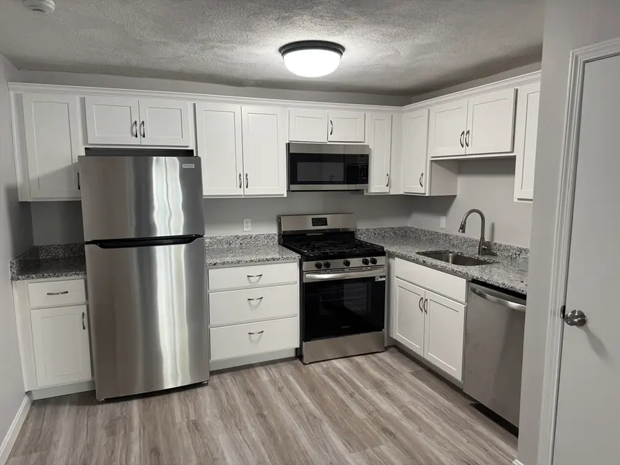 2 Karen Cir #2, Billerica, MA 01821 - Image #3