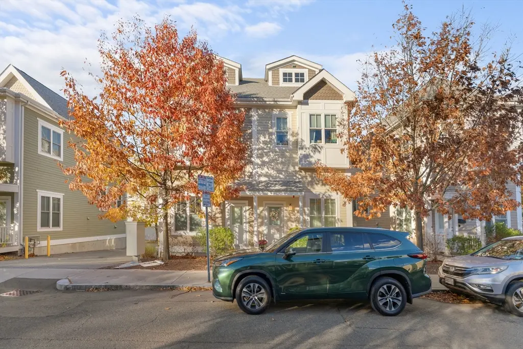 127 Harvey St, Cambridge, MA 02140 - Image #1