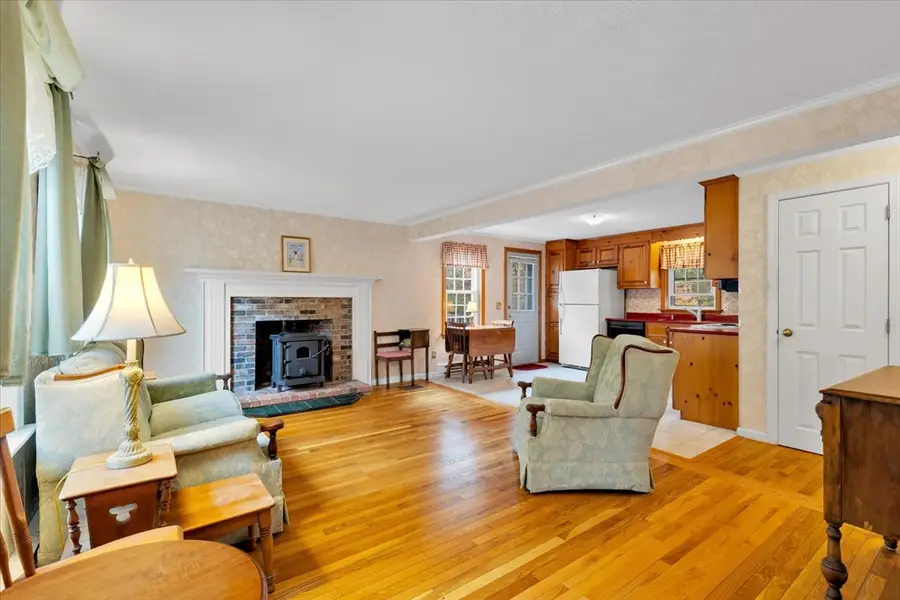 46 Chase Rd, Sandwich Town, MA 02537 - Image #3