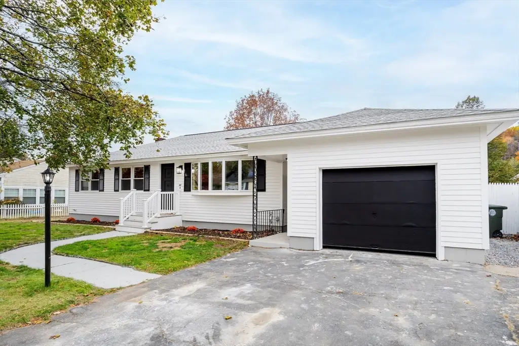 44 Old Brook Rd, Leominster, MA 01453 - Image #1