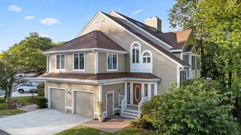 48 Pointe Rok Drive #48, Worcester, MA 01604 - Image #1