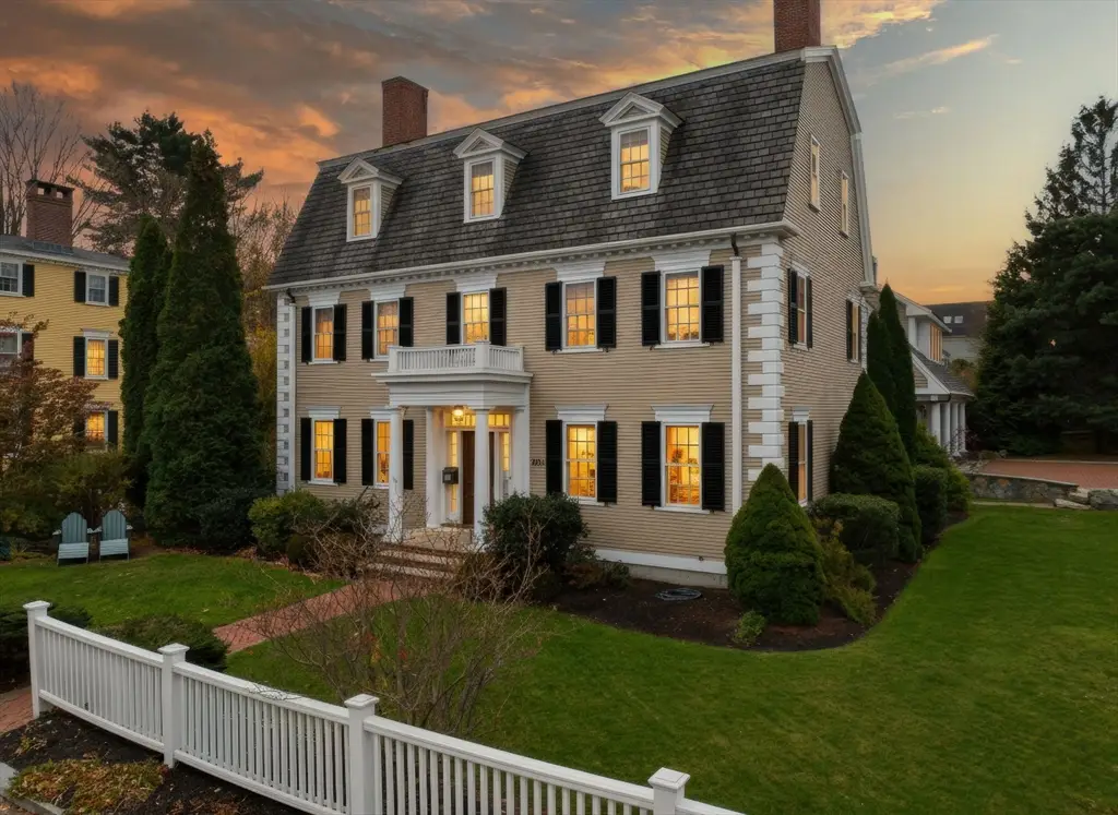 287 1/2 High Street, Newburyport, MA 01950 - Image #1