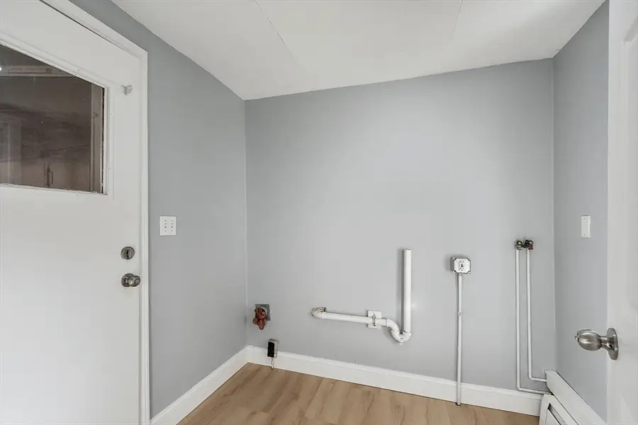 24 Greenwood St, Gardner, MA 01440 - Image #3