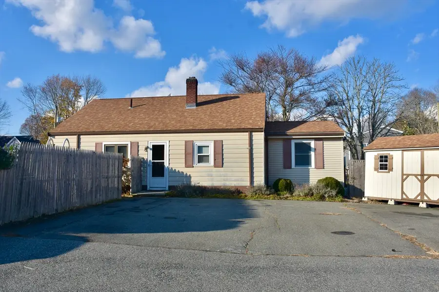 11 Lawton St, Fairhaven, MA 02719 - Image #2