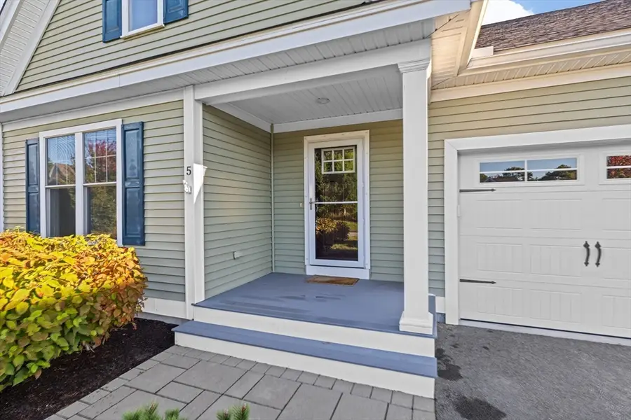 5 Daylily Dr, Plymouth, MA 02360 - Image #2