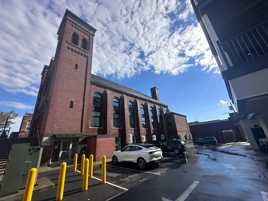 163 Chestnut St, Chelsea, MA 02150 - Image #3