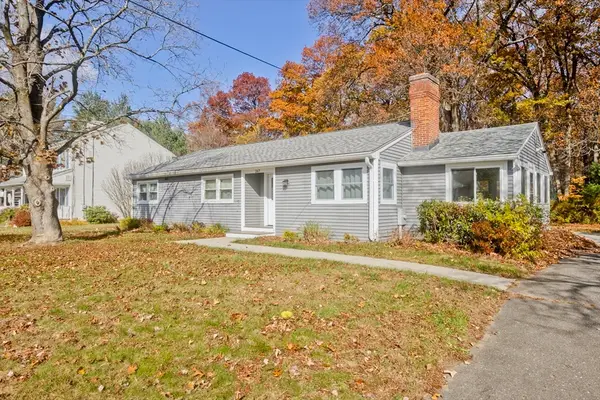 267 Rowley St, Agawam, MA 01001