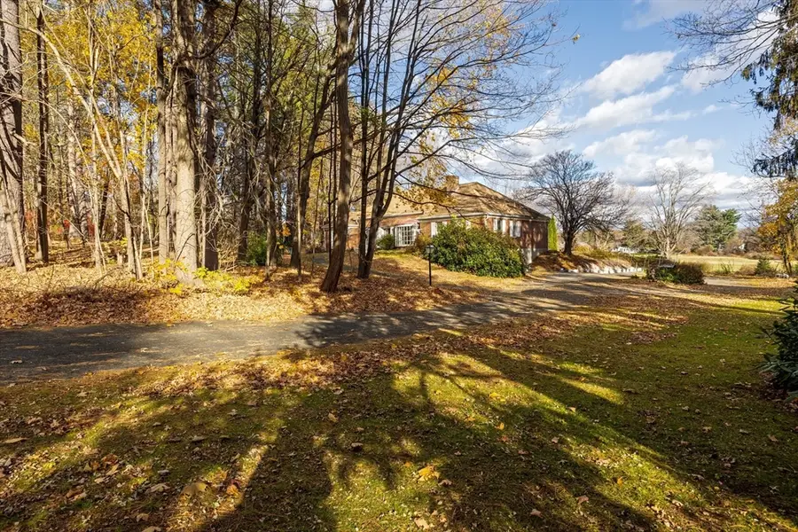 41 Woodbridge St, South Hadley, MA 01075 - Image #3