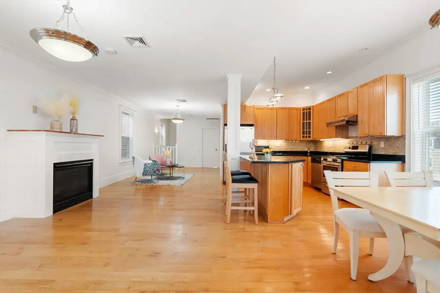 714 E 4th St #3, Boston, MA 02127 - Image #3