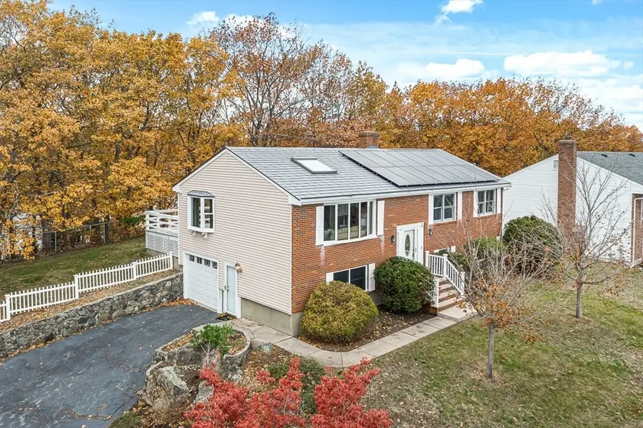 25 Murdoch Rd, Stoneham, MA 02180 - Image #2