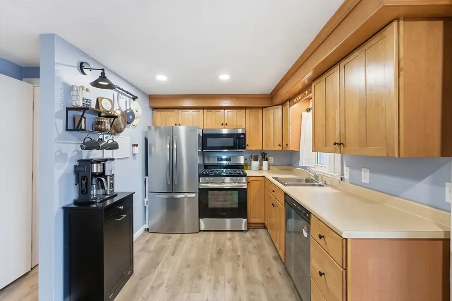 72 Plantation Drive #72, Agawam, MA 01001 - Image #3