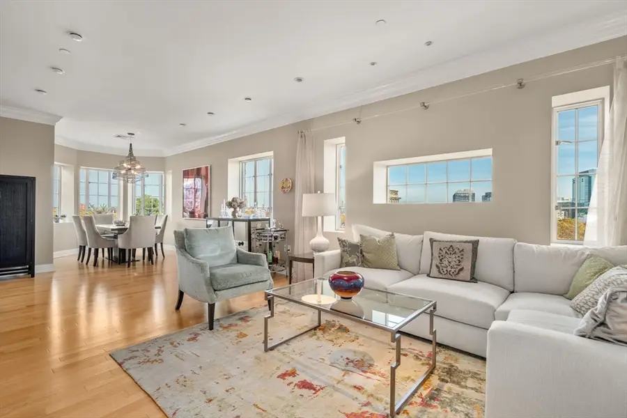 20 Chapel St #APH4, Brookline, MA 02446 - Image #3