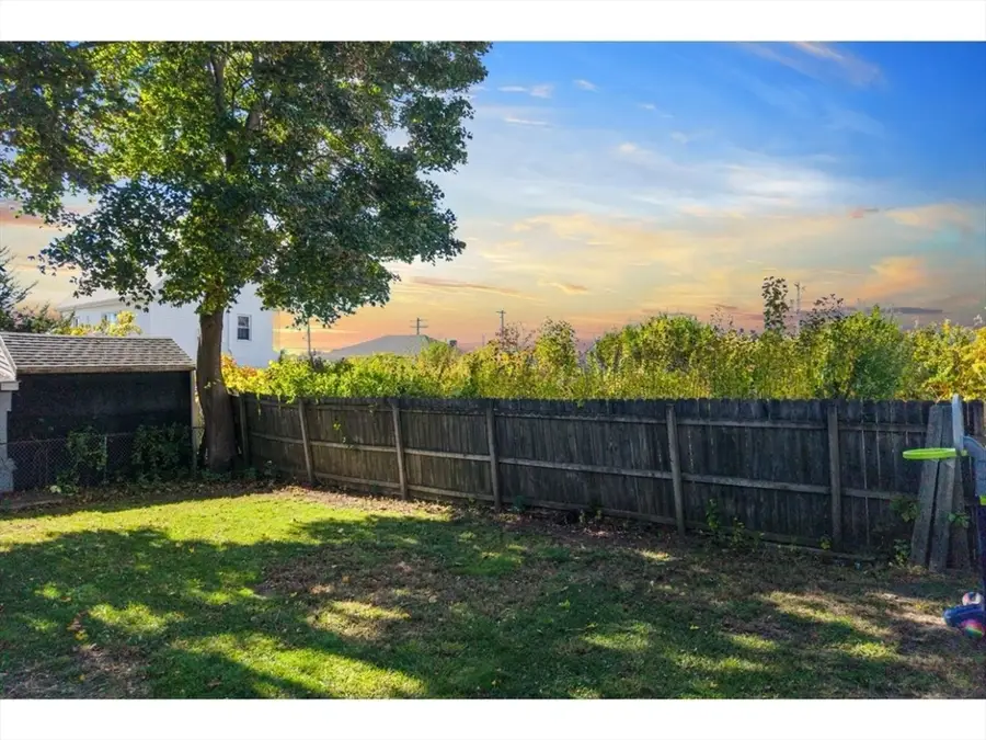 362 Earle St, New Bedford, MA 02746 - Image #3