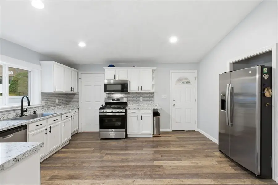 53 James St, Worcester, MA 01603 - Image #2