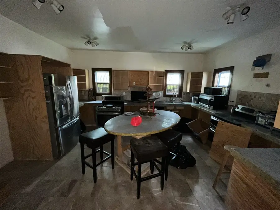 309 Walnut St, Holyoke, MA 01040 - Image #2