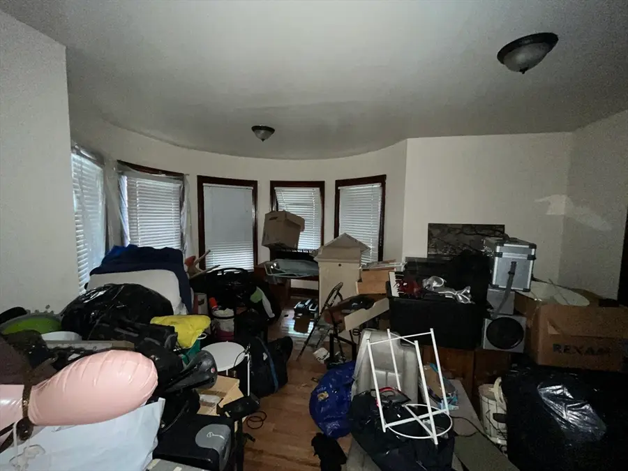 309 Walnut St, Holyoke, MA 01040 - Image #3