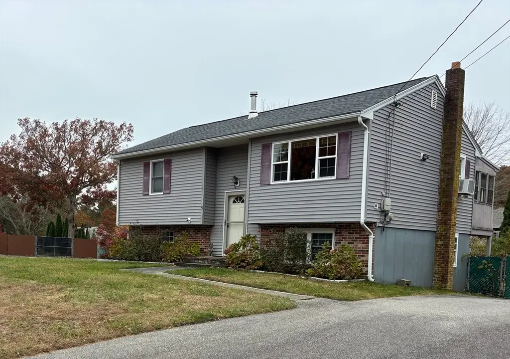 5 Douglas Ln, East Wareham, MA 02538 - Image #1