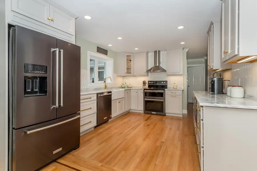 151 Stearns Ave, Mansfield, MA 02048 - Image #3