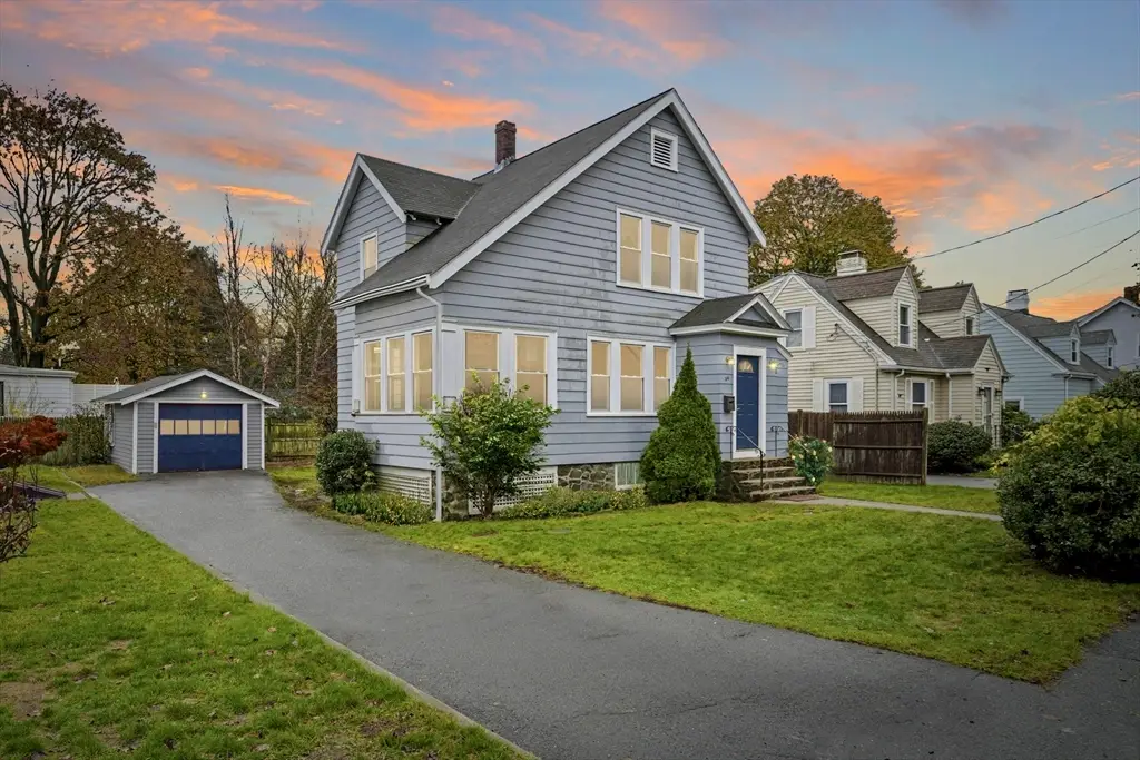 34 Lafayette St, Marblehead, MA 01945 - Image #1