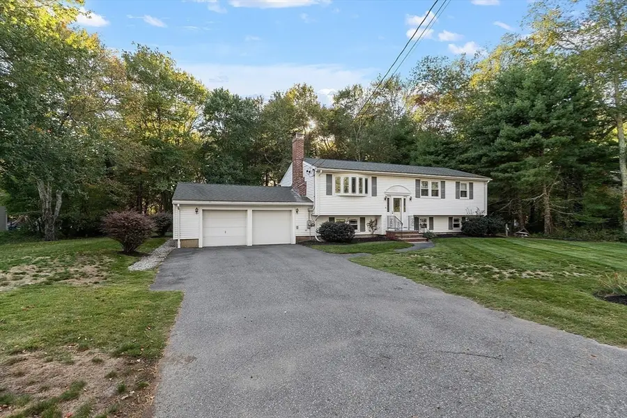 100 Fairwood Dr, Pembroke, MA 02359 - Image #3