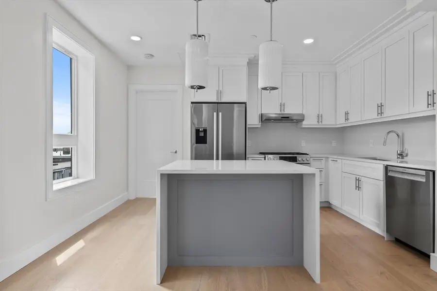 301 Border Street #PH3, Boston, MA 02128 - Image #3