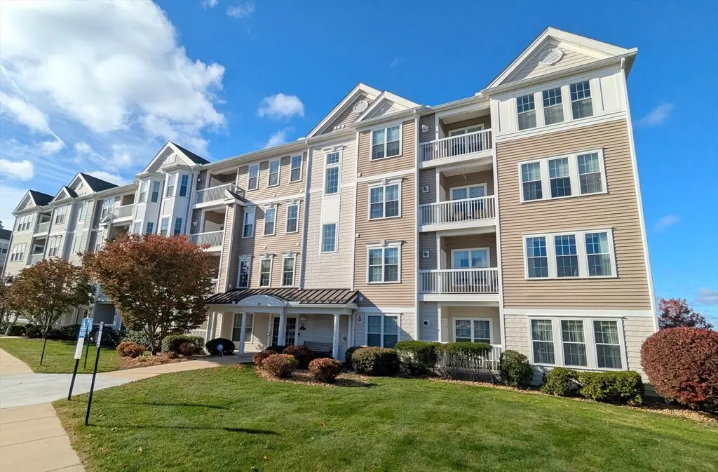 87 Clocktower Dr. #2207, Waltham, MA 02452 - Image #1
