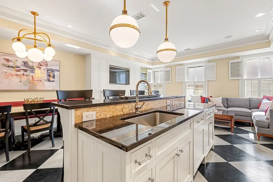 190 Marlborough #C, Boston, MA 02116 - Image #3