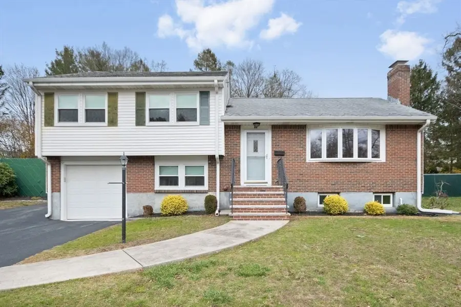 66 Deerfield Rd, Norwood, MA 02062 - Image #2