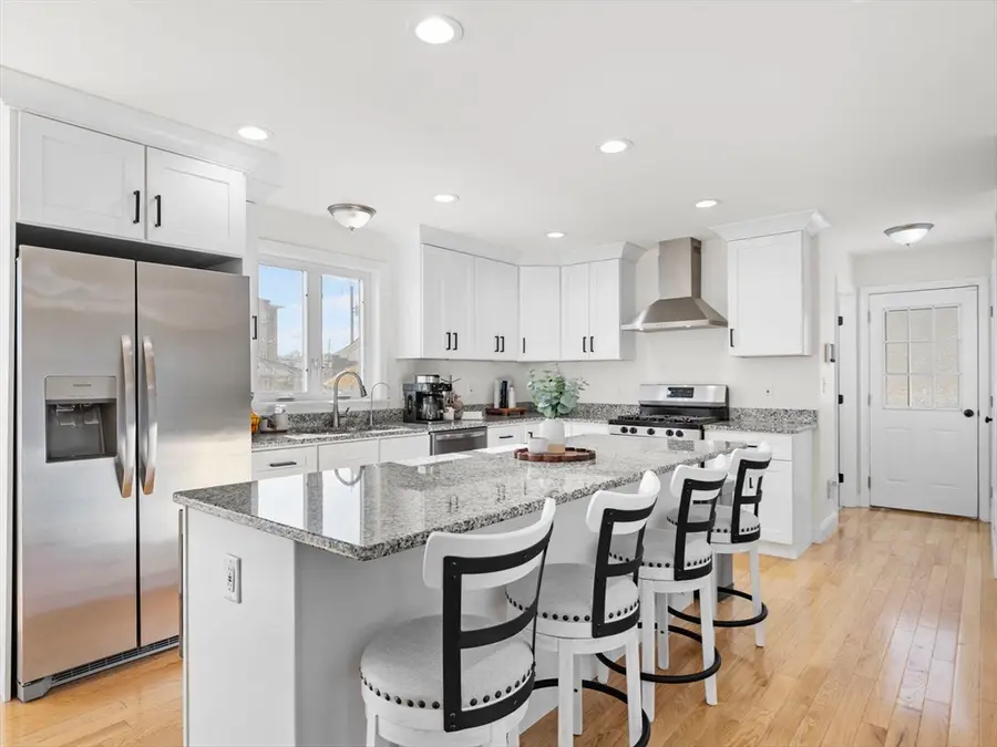 909 Dwelly St, Fall River, MA 02724 - Image #3