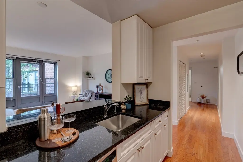 519 Harrison Ave #D421, Boston, MA 02118 - Image #1