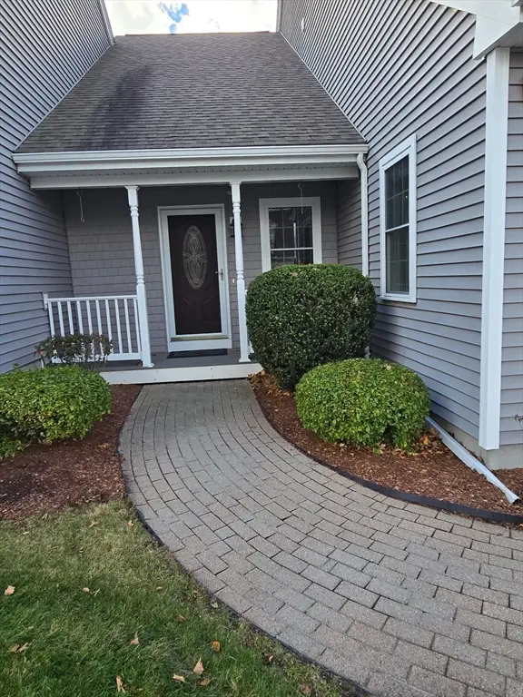 28 Brierly Circle #28, Millbury, MA 01527 - Image #2