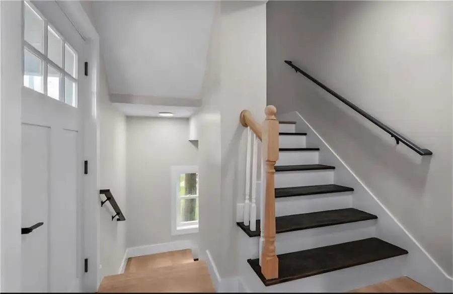 29 Dunford Street, Providence, RI 02909 - Image #2