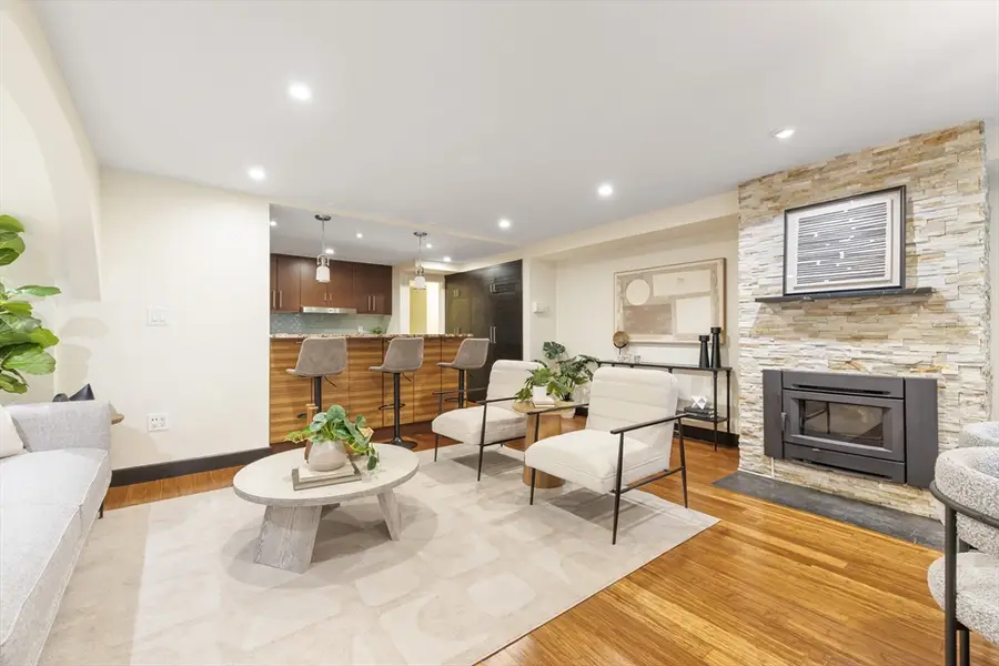 53 Clarendon St #1, Boston, MA 02116 - Image #2