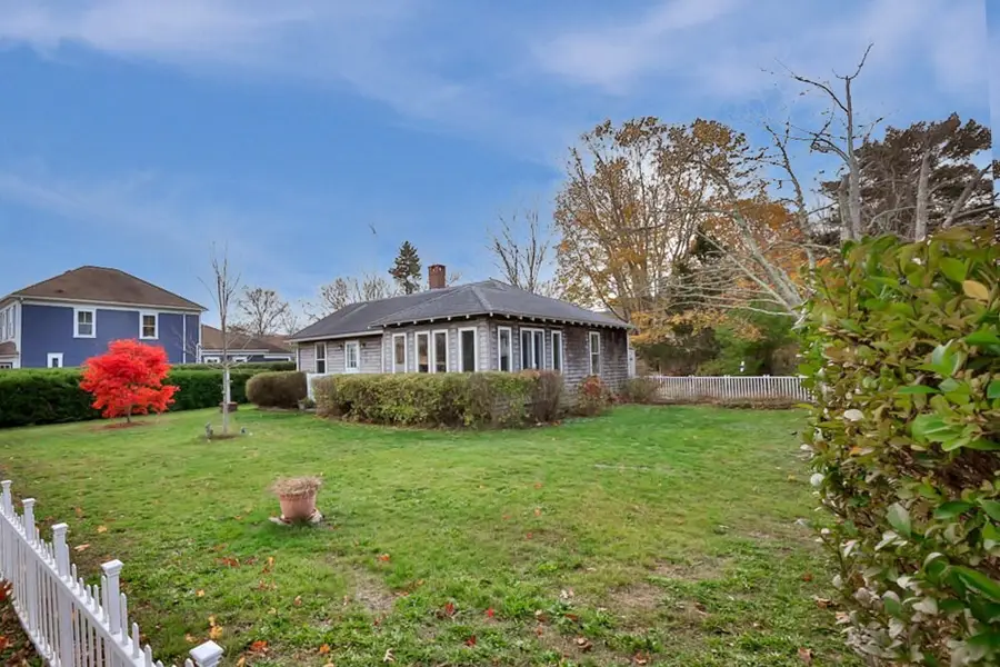 24 School Street, Oak Bluffs, MA 02557 - Image #2