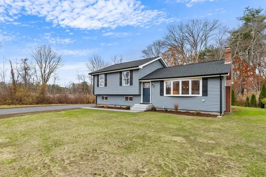 9 Woodside Ln, Burlington, MA 01803 - Image #3