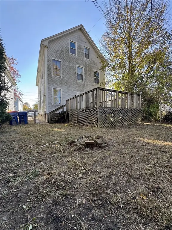 117 Willis St, New Bedford, MA 02740 - Image #3