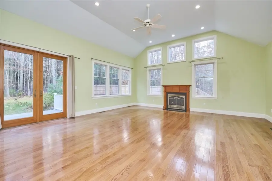 282 Brook St, Carlisle, MA 01741 - Image #2