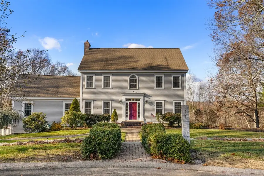 111 Windsor Ridge Dr, Northbridge, MA 01534 - Image #3