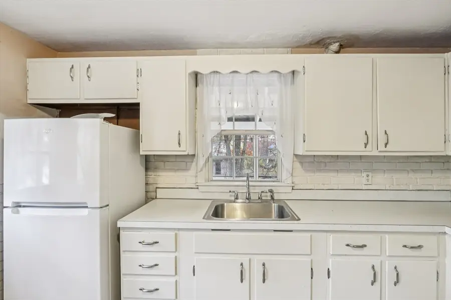 9 Flash Rd, North Reading, MA 01864 - Image #3