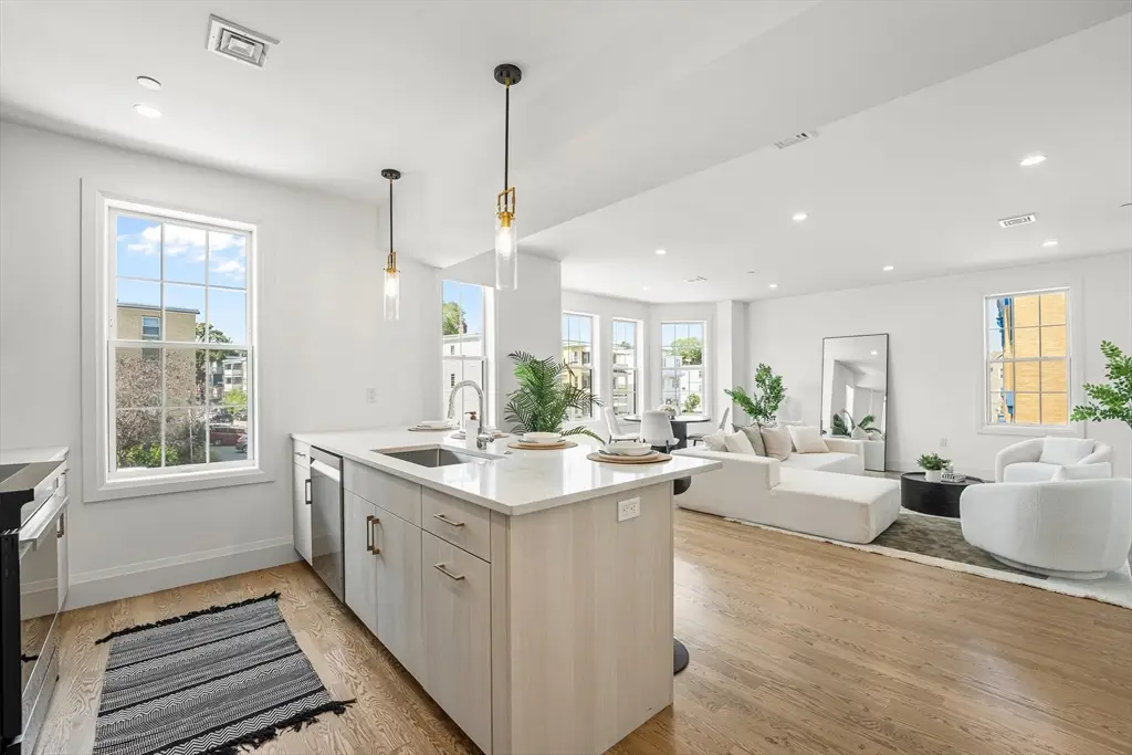 808 Morton St #3, Boston, MA 02124 - Image #1