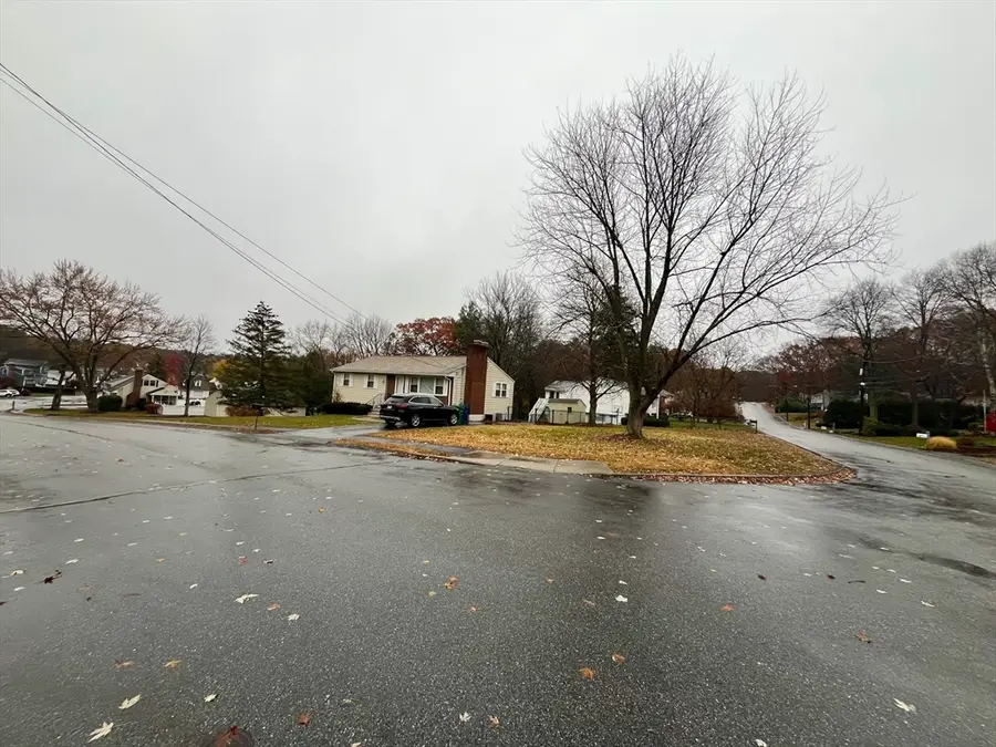 21 Spring Valley Rd, Burlington, MA 01803 - Image #3