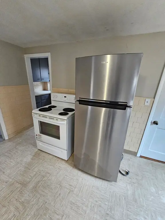 39 Lake St, Webster, MA 01570 - Image #3