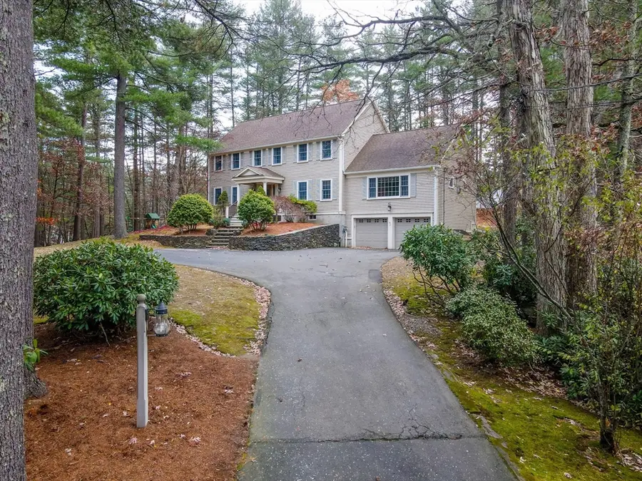 17 Foley Dr, North Reading, MA 01864 - Image #2